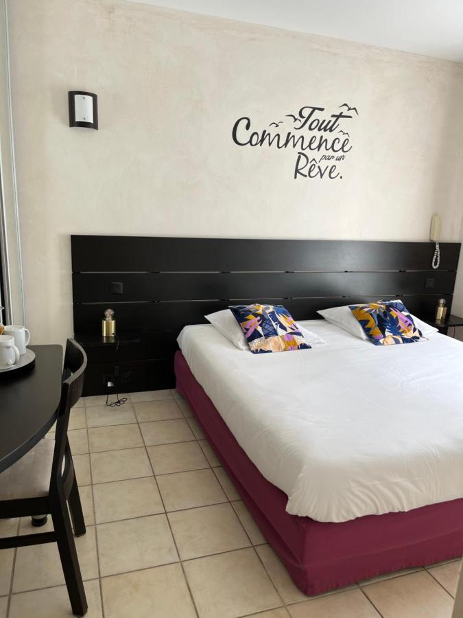 Hotel Le Synaya Sanary-sur-Mer Ngoại thất bức ảnh