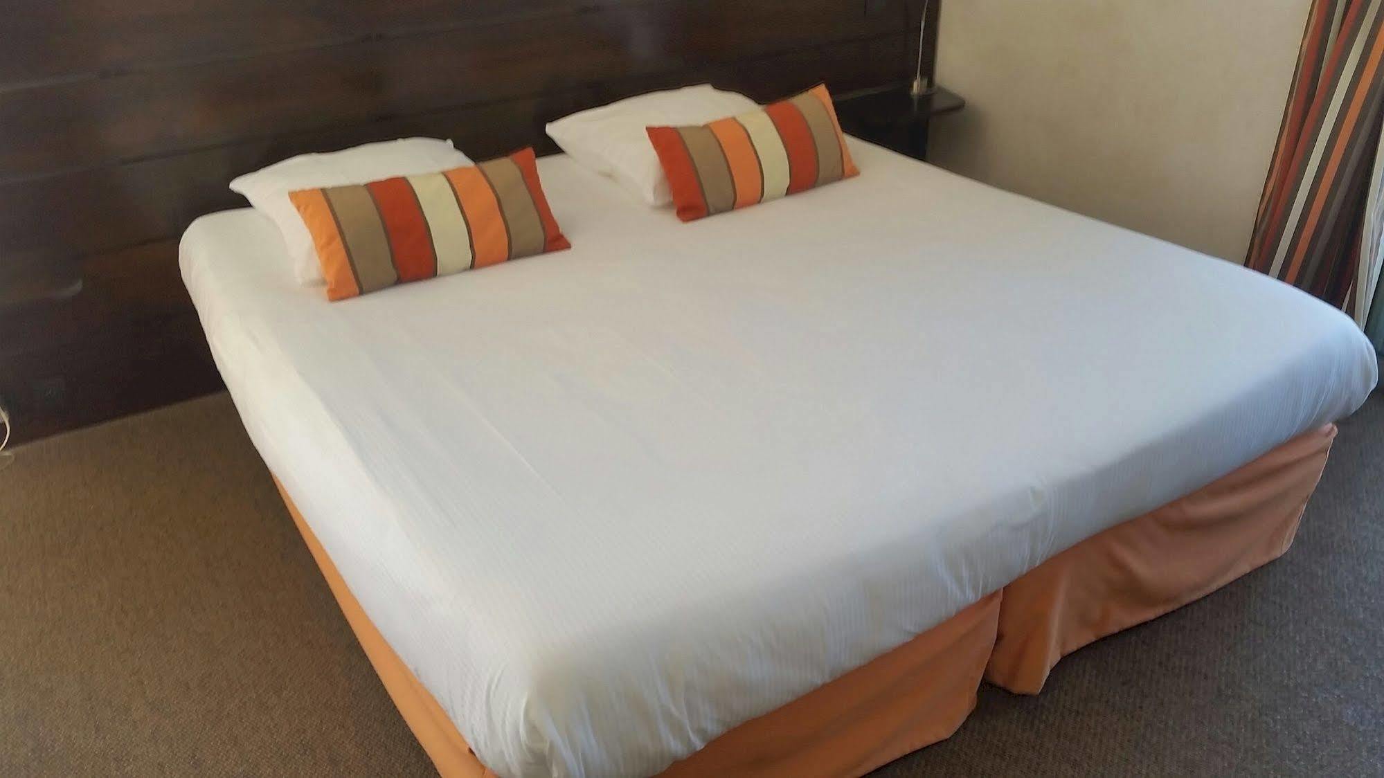 Hotel Le Synaya Sanary-sur-Mer Ngoại thất bức ảnh